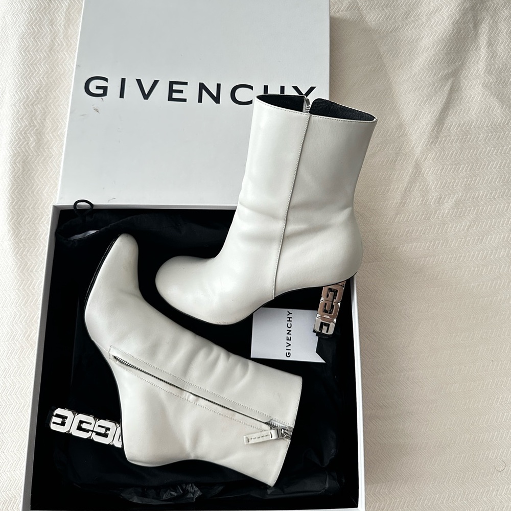 GIVENCHY G Cube Ankle Boot